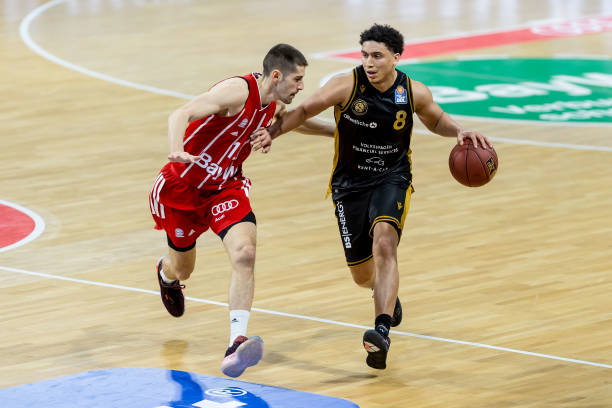 冠联赛中 冠联赛中