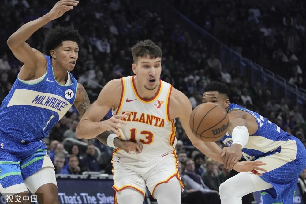 他在场上表 他在场上表